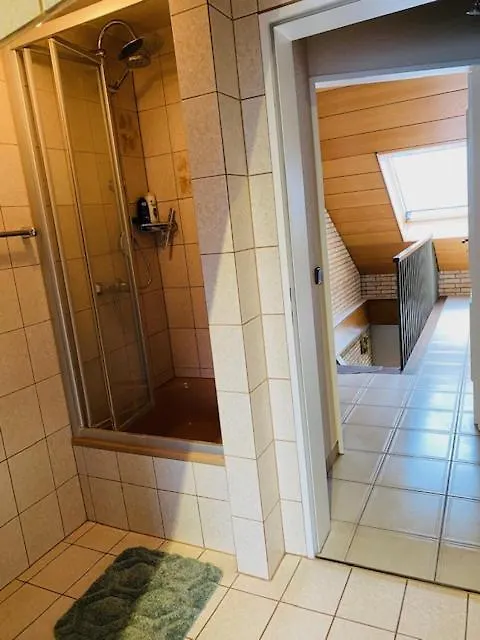 Handwerkerzimmer 뒤셀도르프 아파트